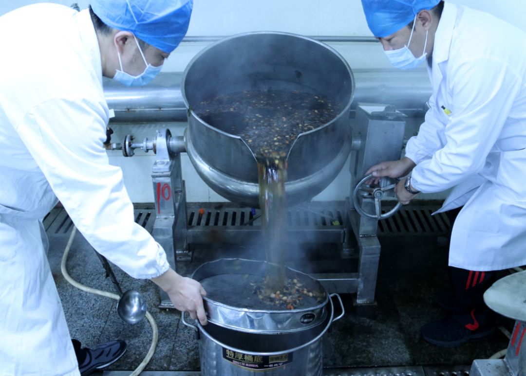 泰州中医院膏方制作大揭秘.