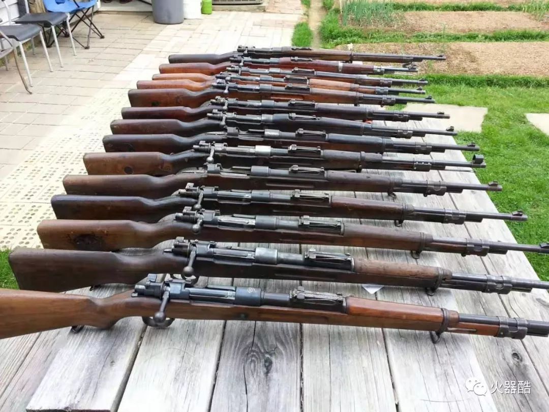 一个人拥有一座武器库是什么感觉北美华人枪械藏家天字一号的部分藏品