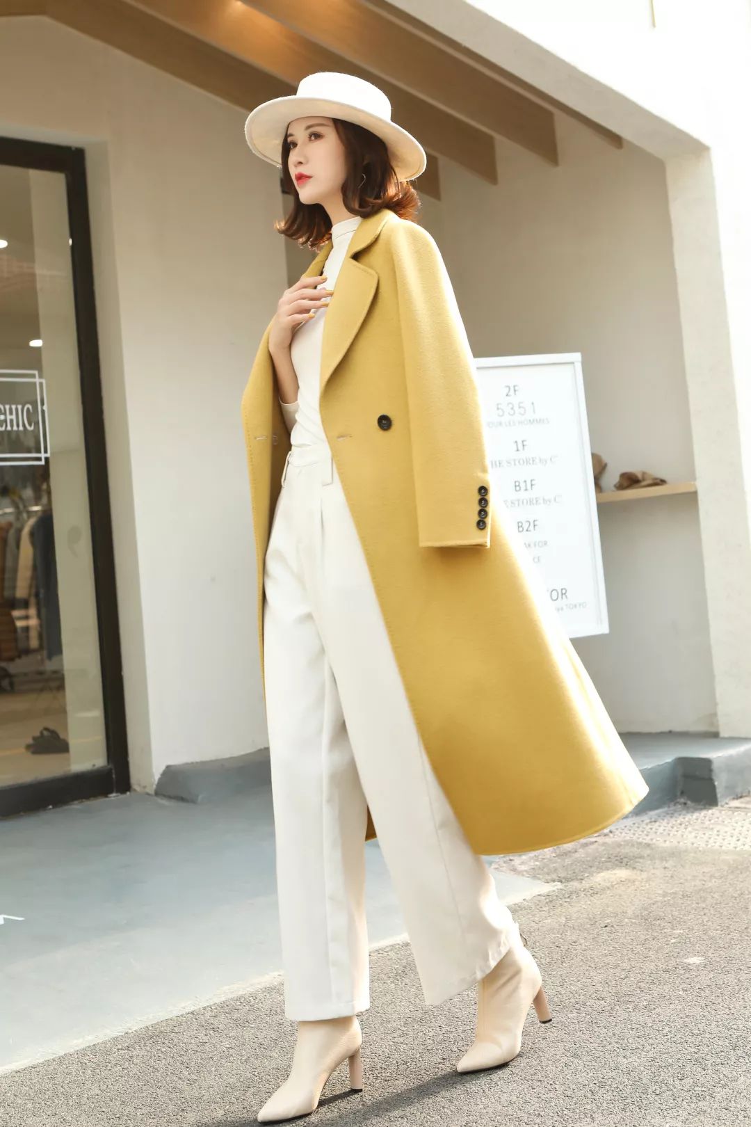 3000条羊绒围巾免费领全场99元起鄂尔多斯市牧融格羊绒工厂店来密云了