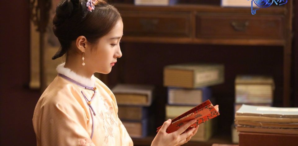 原创关晓彤清宫造型流出明眸善睐像极了真格格网友难活3集