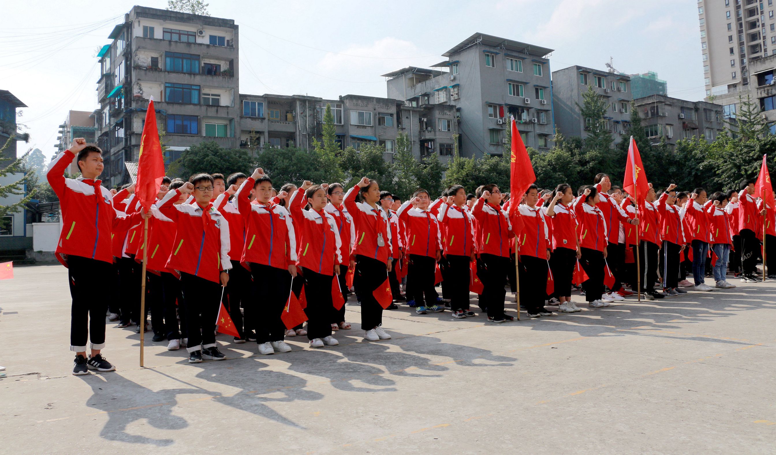 犍为二中举行少先队主题队日活动