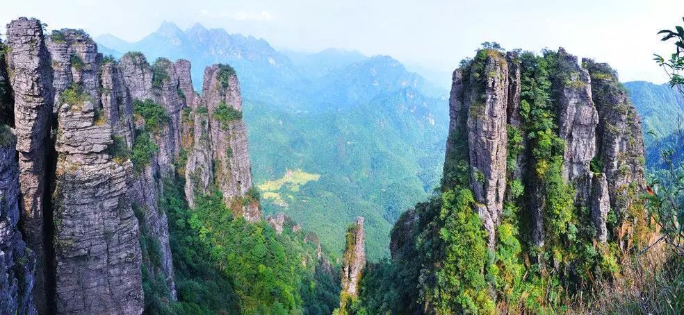 10月19日出發秋高氣爽登山季節來啦廣西張家界平南北帝山約起