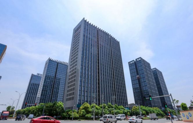 永康这个广场占地22300平方米停车位1000多个