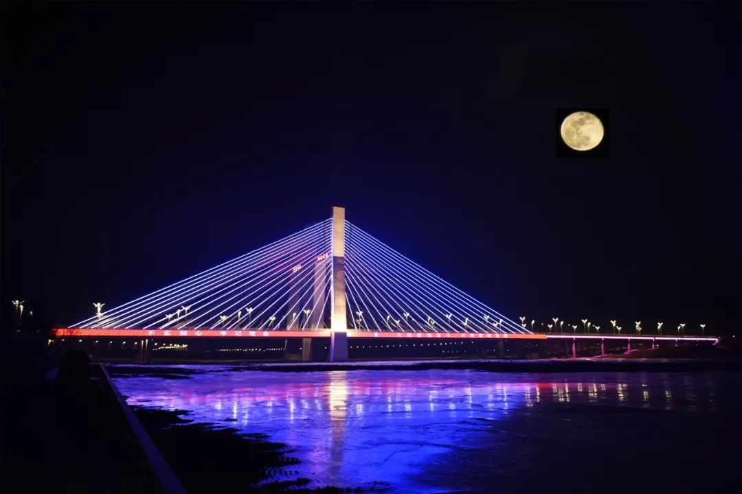 珲春大桥夜景图片