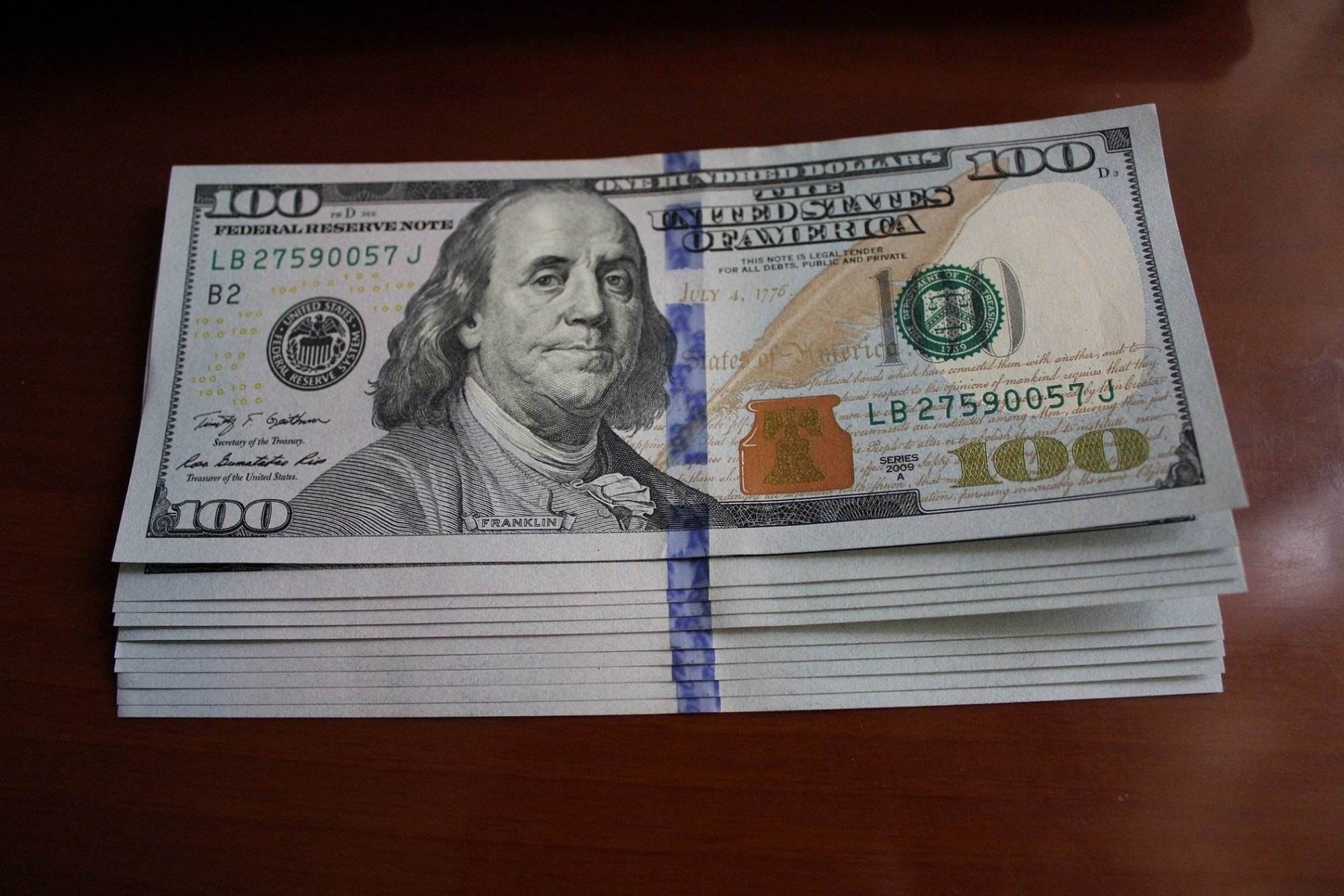 印钞美元图片