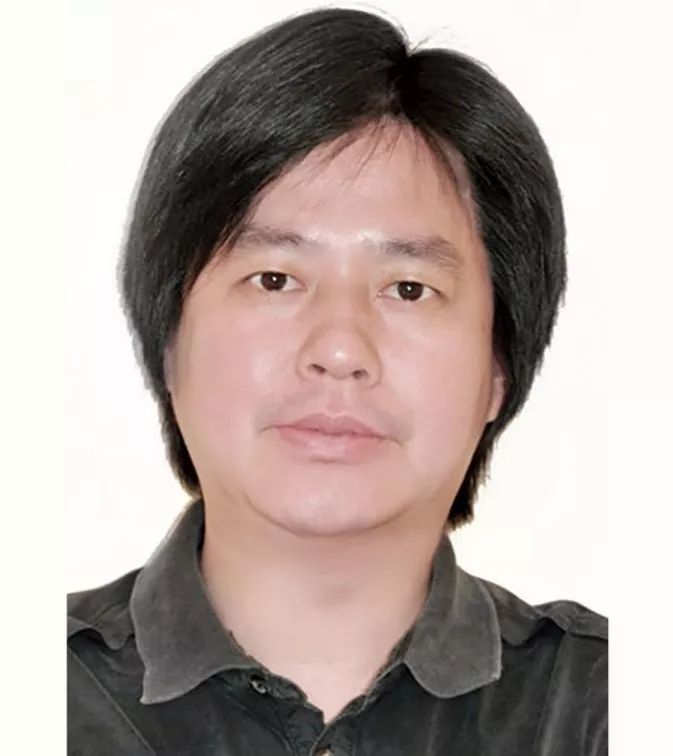 周正平灯光设计蓝玲服装设计董燕造型设计刘开富舞美设计练成道具设计