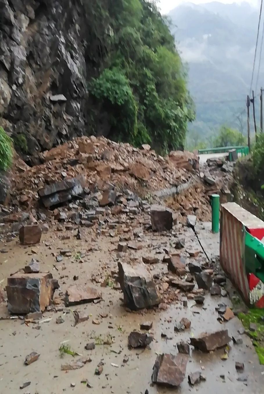 紫阳隧道南口已单幅放行未来一周还是雨