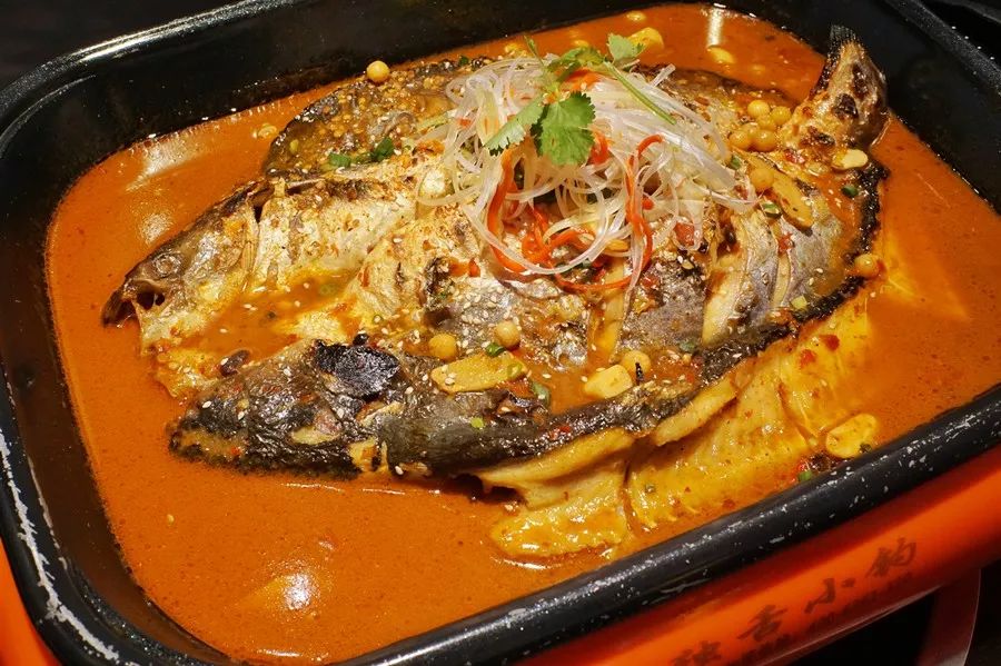 79元抢门市价246元【独舌小钓】3-4人烤鱼套餐,七种口味任选烤巴沙鱼