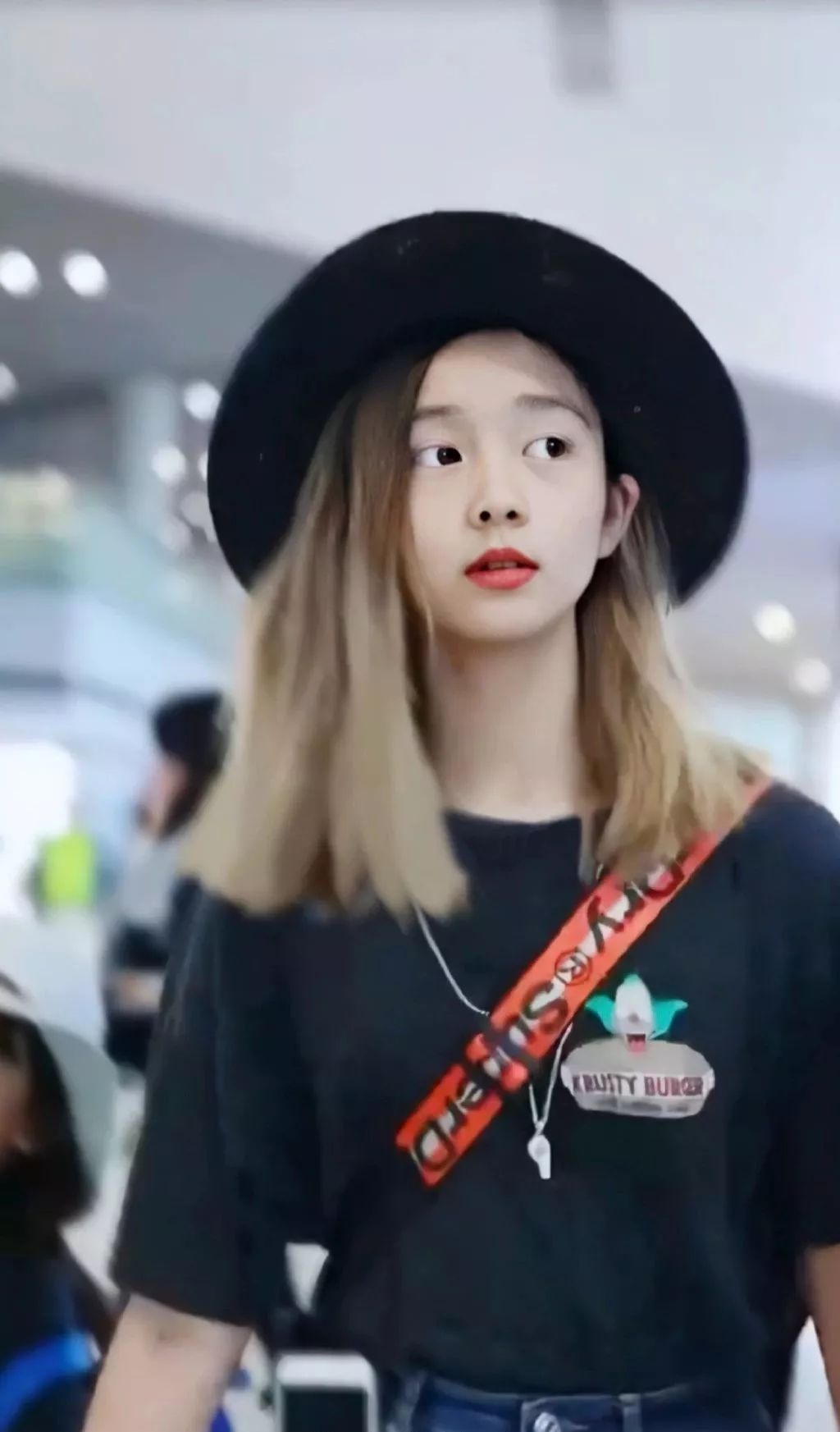 黄忆慈粉丝团官博