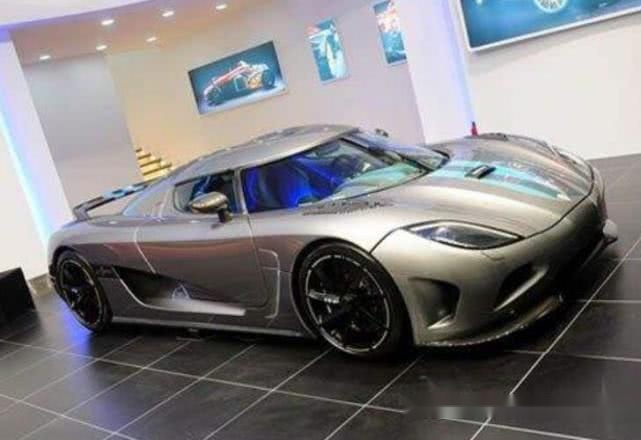 虎牙主播购买超级跑车,价值高达2500万,网友:现在当主播来得及_直播