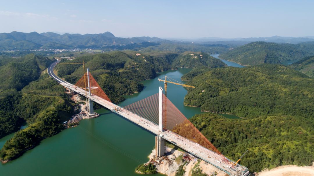 喜讯河惠莞高速龙川至紫金段全线贯通年底正式通车