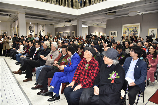 笔墨春秋--第二届中国画学术交流展于中艺国际展览馆开幕