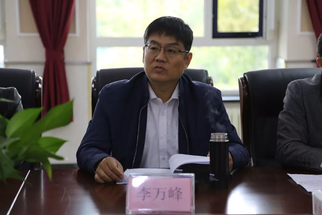 通州区教委中教科副科长张旭东通州区教委中教科科长孙翠松