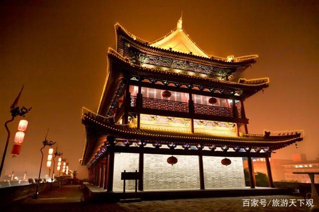 【旅游攻略】:西安旅行必去的14大热门景点,必吃的4大特色美食_秦镇