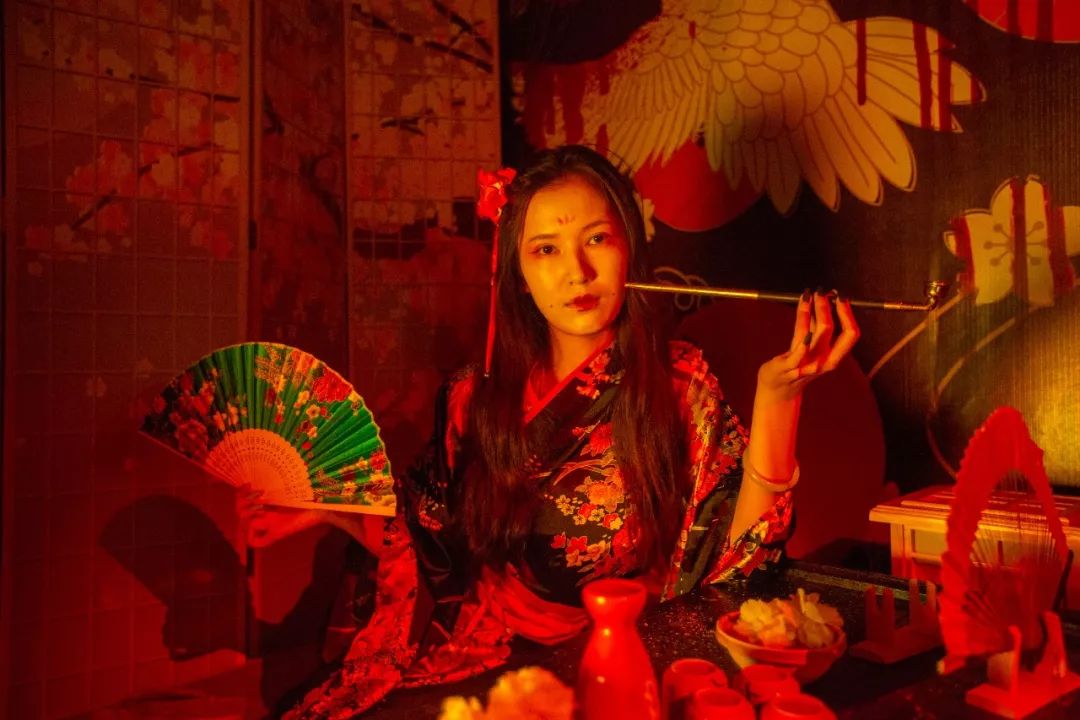 高颜值萌鬼与你亲密互动//鬼魅艺伎,狠恶鬼将军,吸血鬼绅士……清一