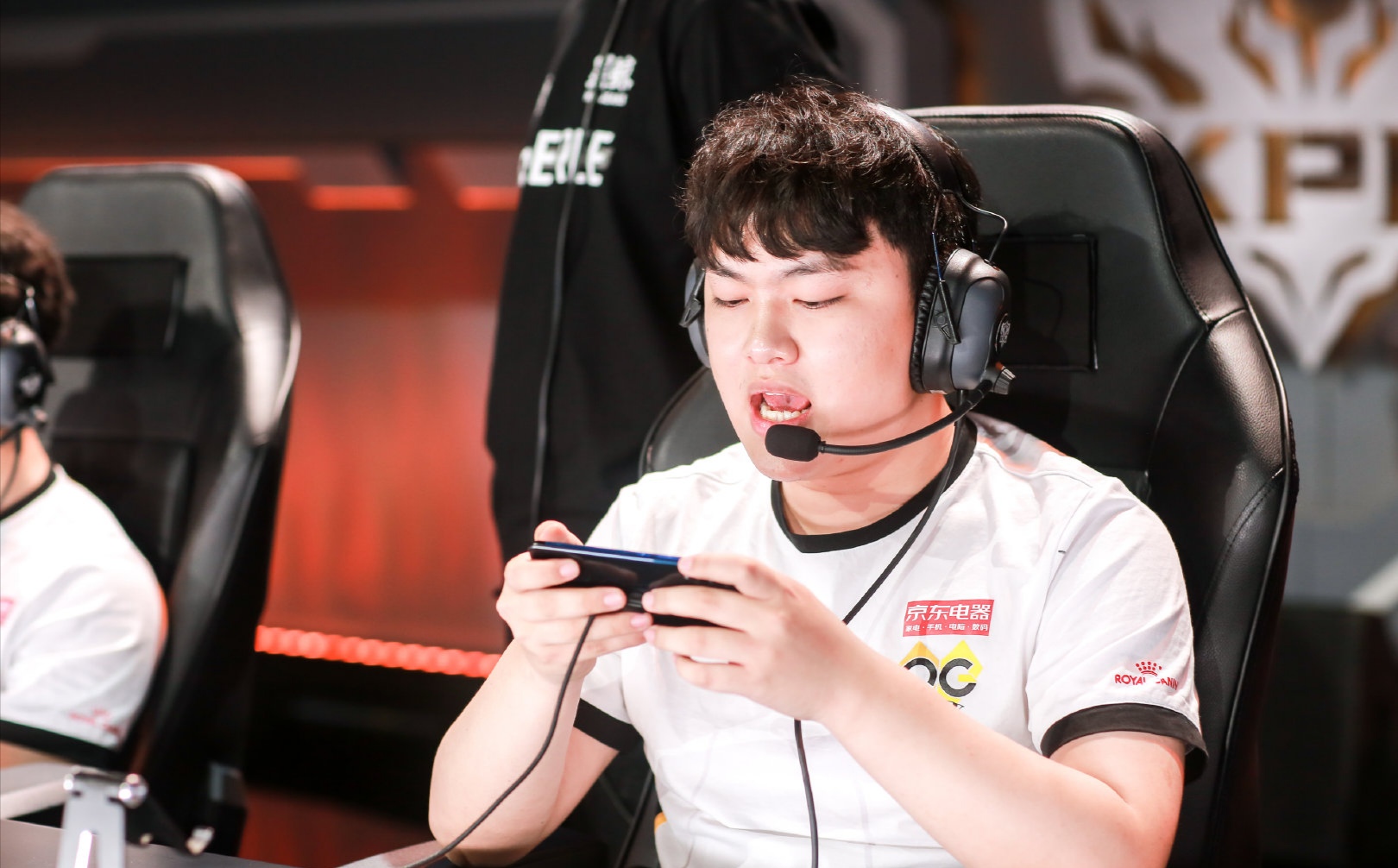 刺痛:我不想退役 面对质疑不该逃避 就算是替补也要坚持_qghappy