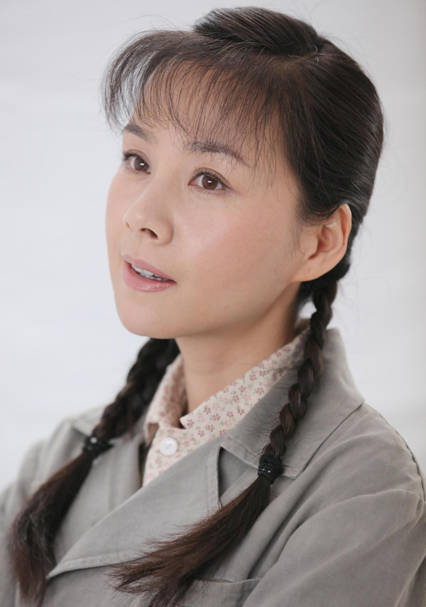 原创42岁何琳近照曝光岁月荏苒国际影后依旧是记忆中的模样