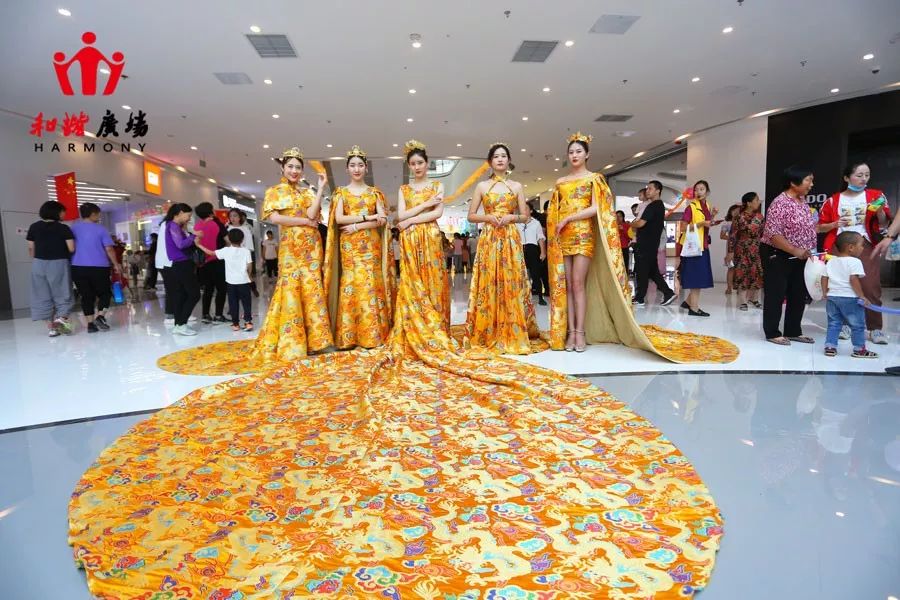 章丘和谐广场狂欢加码万份好礼等你来