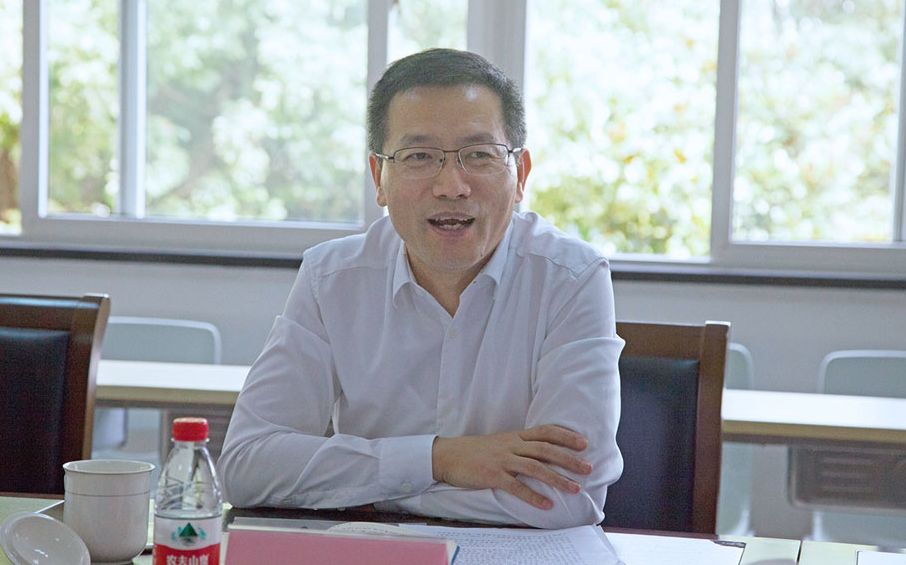 丁立新调研斜塘特色社区他说