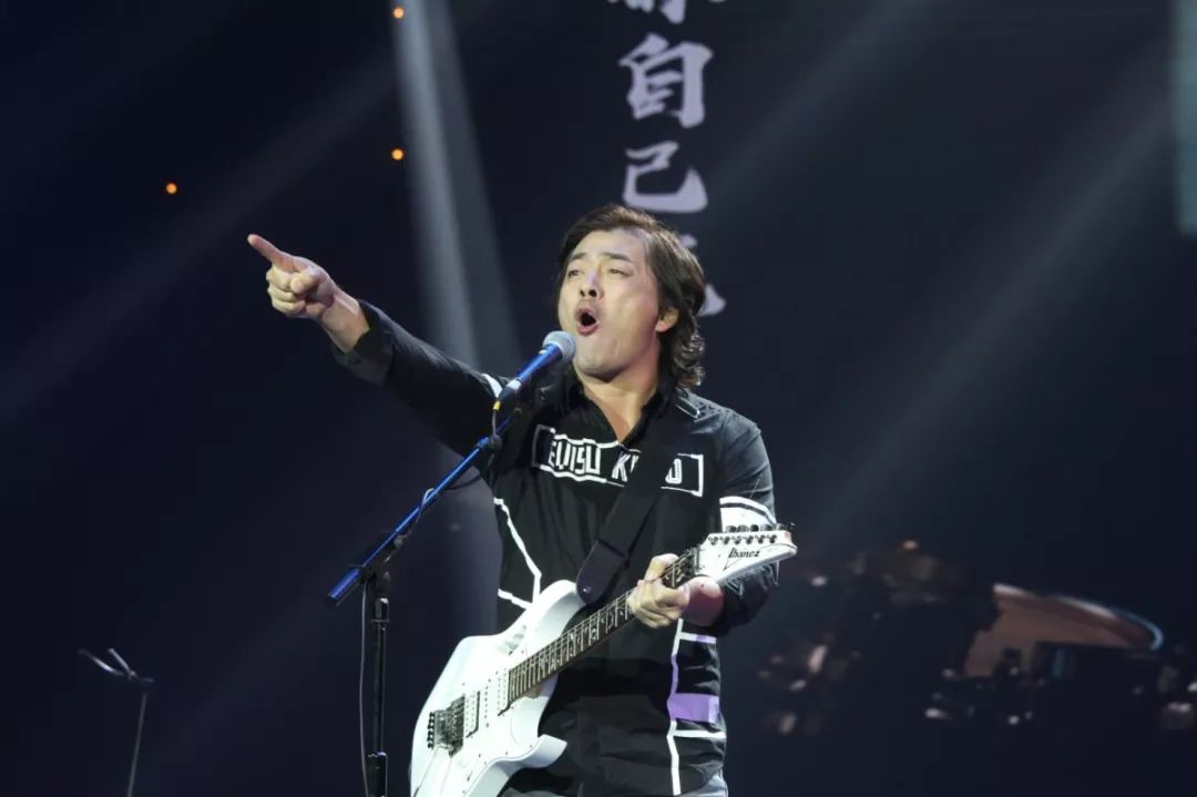 现场燃情开唱刘君利,秦奇,程进等四位摇滚大咖黑豹乐队原主唱秦勇襄阳