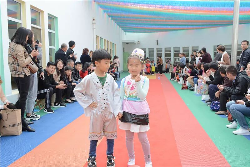 最炫民族风秀出爱国style临朐县实验幼儿园我爱我的祖国民族时装秀