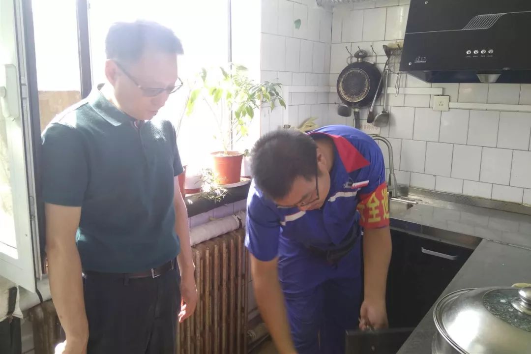 继卢龙片区之后,王耀洲书记重点调研了昌黎片区施各庄加油站和五里营