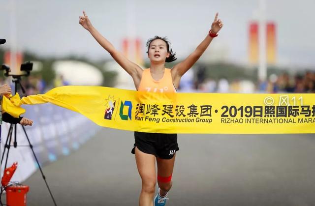 2019日照国际马拉松鸣枪开跑李子成赵娜夺男女国内冠军