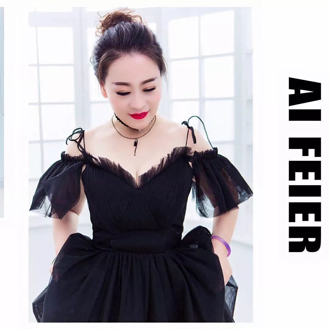 文艺998歌声独具风韵感人至深歌手刘莉莉