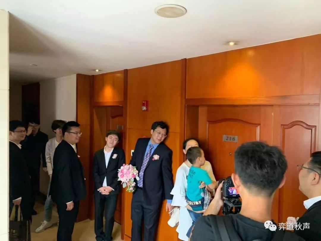 经霜愈清相濡以沫贺棋坛爱侣胡煜清王香如大婚