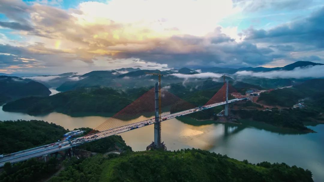 喜讯河惠莞高速龙川至紫金段全线贯通年底正式通车