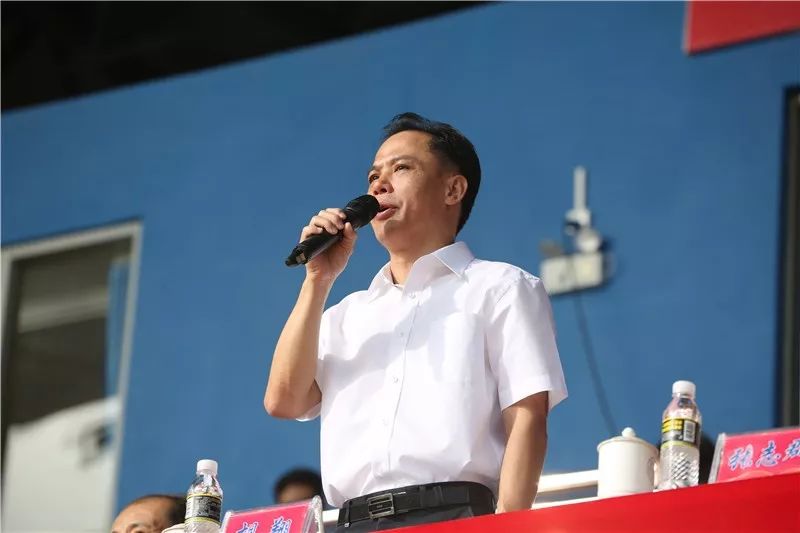 捷报海南飞人江亨南百米称雄2019年白沙杯全国田径精英赛收官