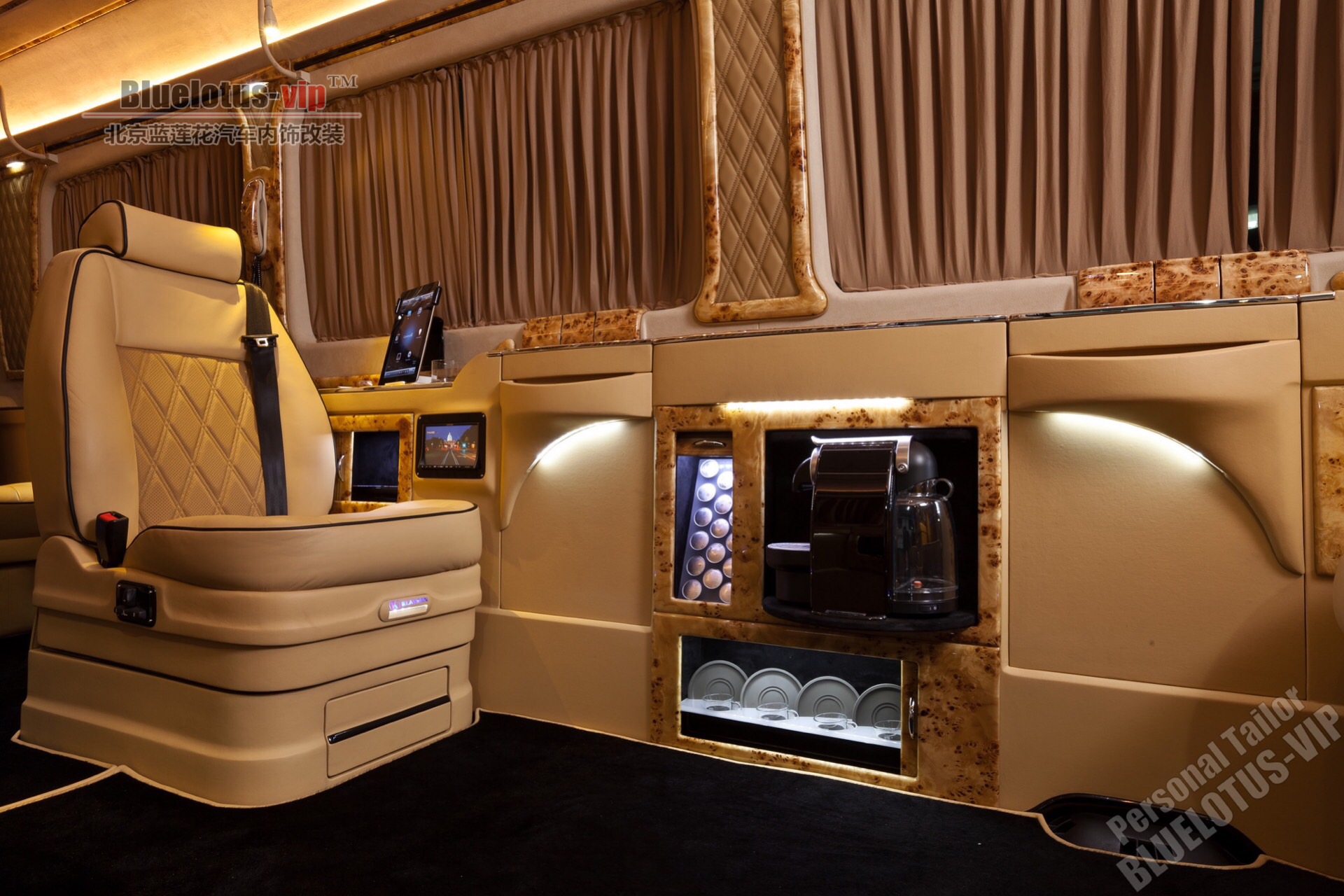 我认为这是最牛的王炸不接受反驳斯宾特内饰改装商务房车