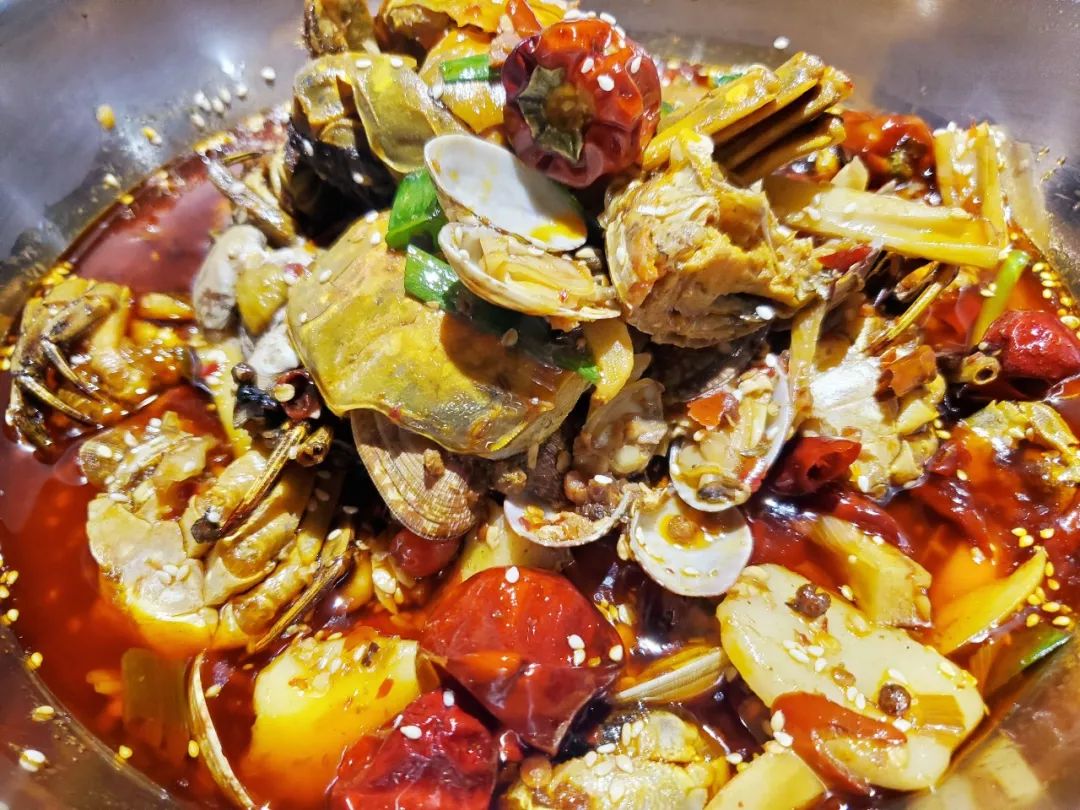 【凤城六路】79元享302元【光头佬龙虾馆】清蒸大闸蟹/干锅大闸蟹套餐