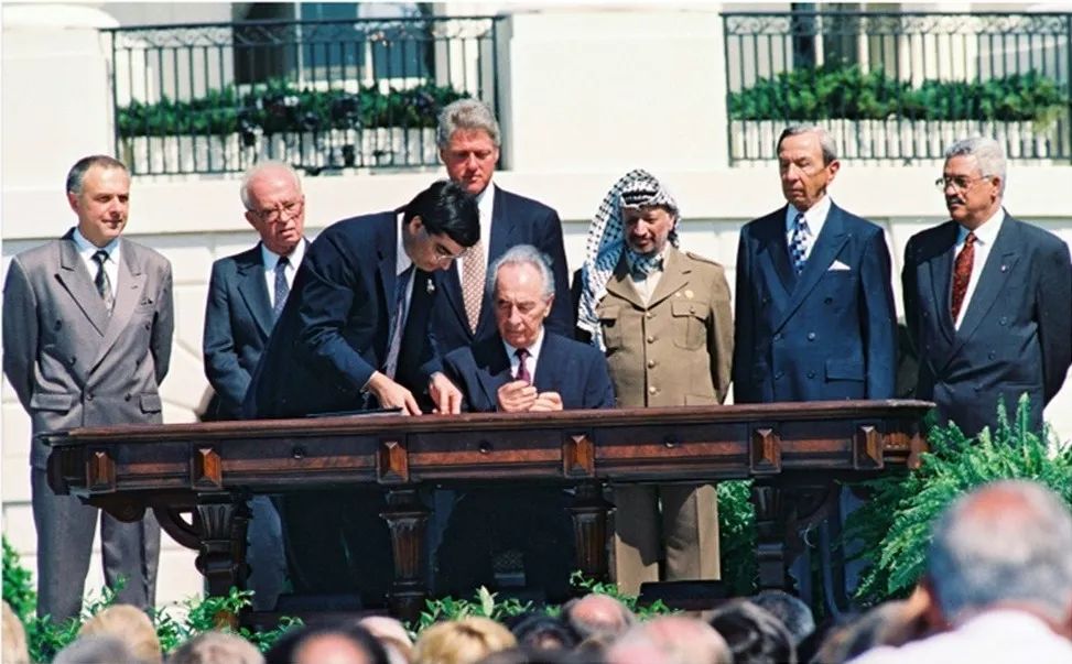 我们相信一个更和平的未来不仅是可能的,也是必不可少的 | 诺贝尔和平