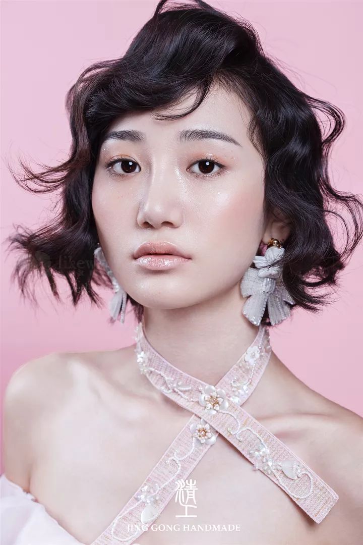 甜美复古短发新娘造型简直被迷醉了