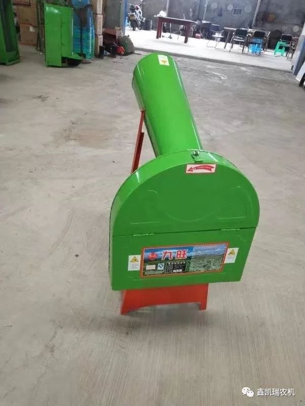 鑫凯瑞携手田野机械共同推出2020款新歪嘴不锈钢猪草机"