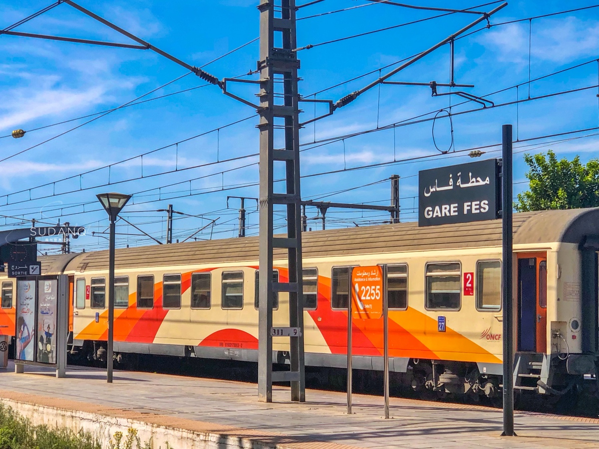 摩洛哥火车中国制造中国女孩花345块钱坐了一趟豪华火车