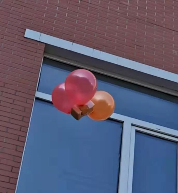 高空落蛋不仅比谁不碎哈122中科技艺术节上学生们脑洞大开