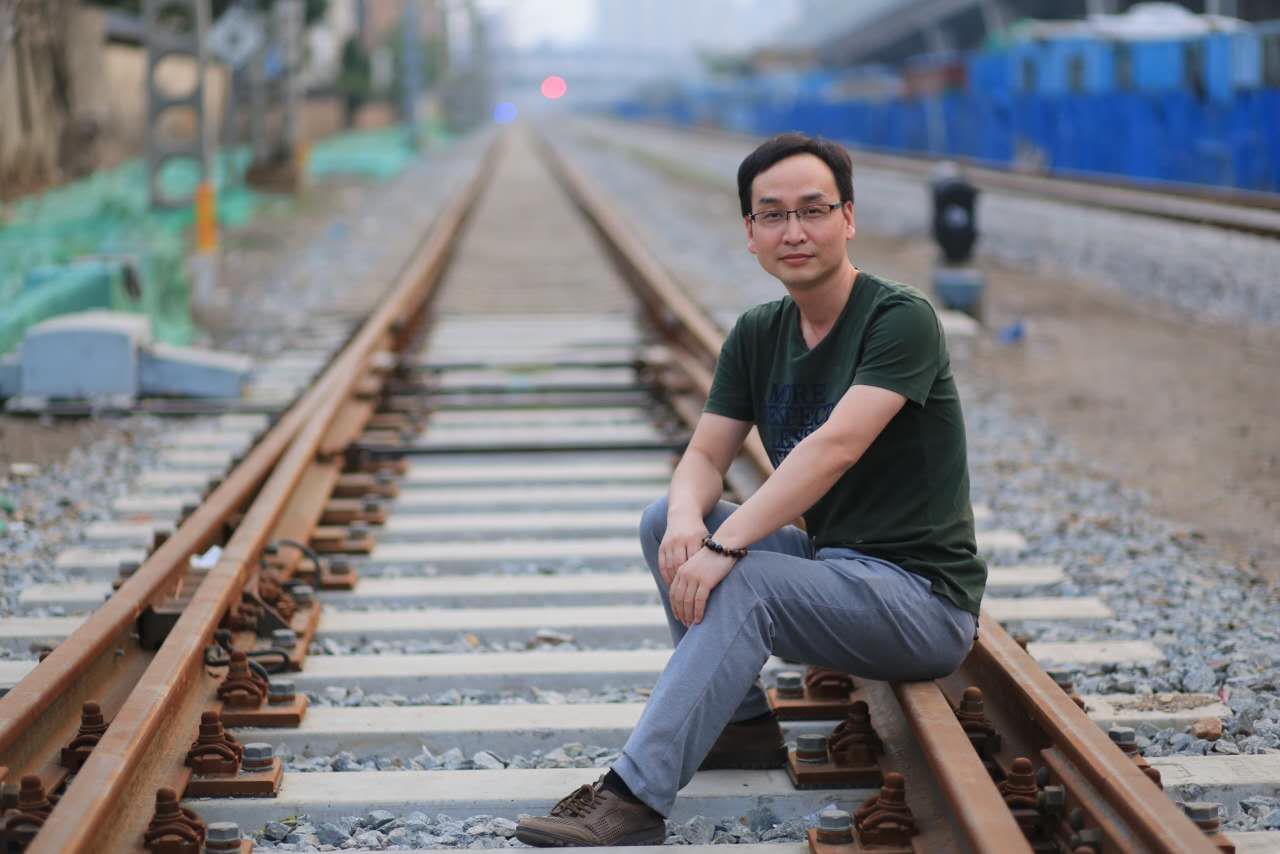 宋华纲感谢味古方室和米鹏老师,在这里,我既是学员也是辅导员老师