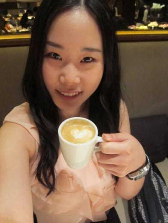 爷孙恋开花29岁女星奉子成婚闪嫁人今老公71岁喜得一子