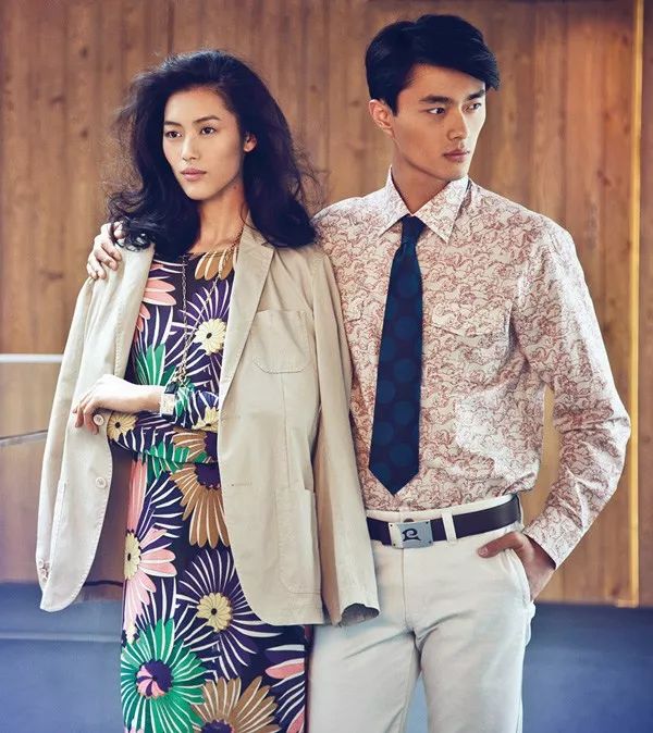 超模刘雯拍摄广告大片cp组合 你最喜欢哪组cp?_赵磊