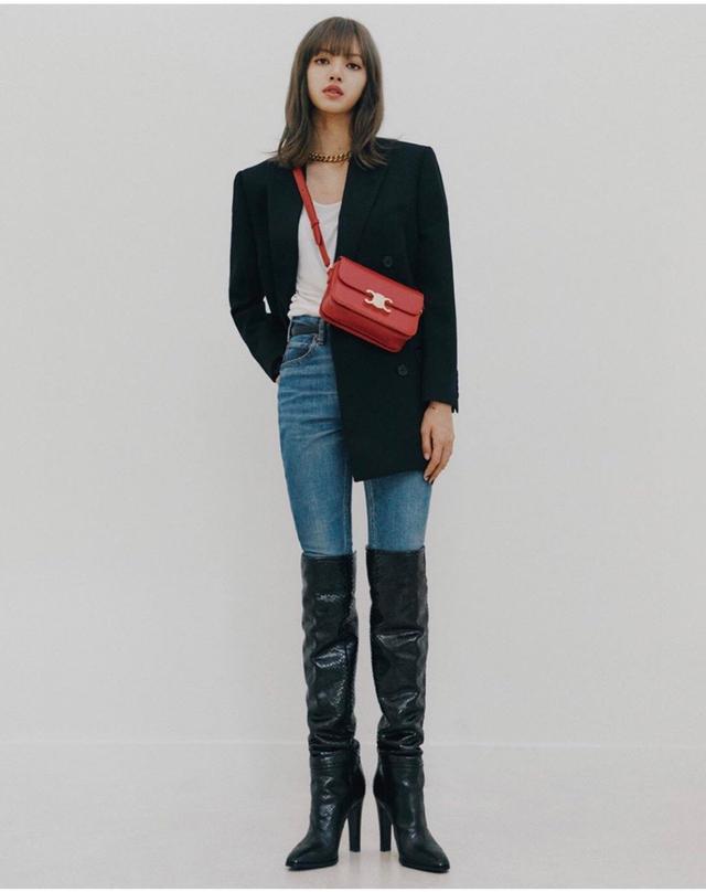 北穿貂南露腰你的城市降温了吗快和人间芭比lisa一起码穿搭吧