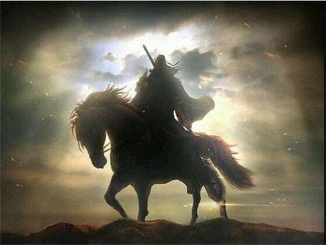 若马超,赵云联手对战关羽,张飞,哪边胜的可能性更大