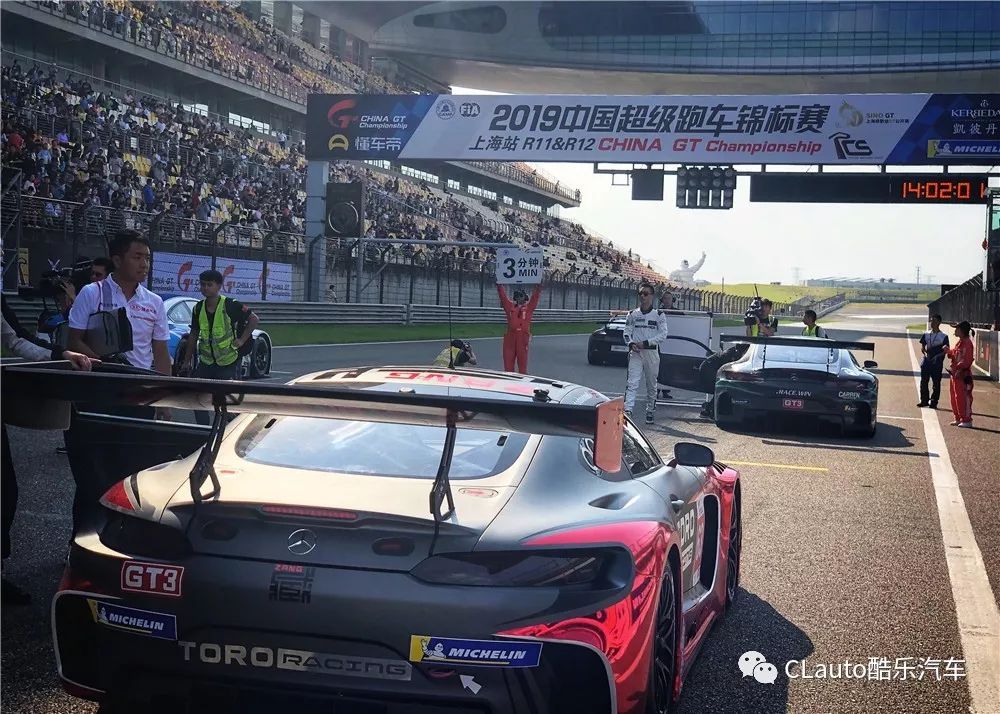 支付各类费用和车手的工资,其中资金一部分来自于赞助商,还有一部分