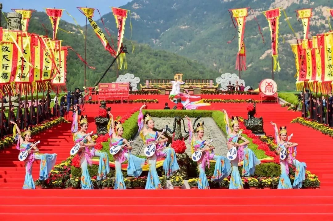 震撼这个流传数千年的敬天祈福盛典在泰山重现