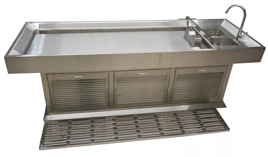 探秘智能法医解剖室高科技设备 造价达百万!