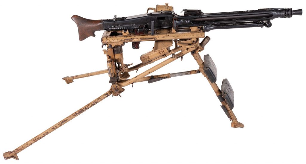 一杆带三脚架的mg42本身就挺贵的,售价大约会在3-6万美元左右.