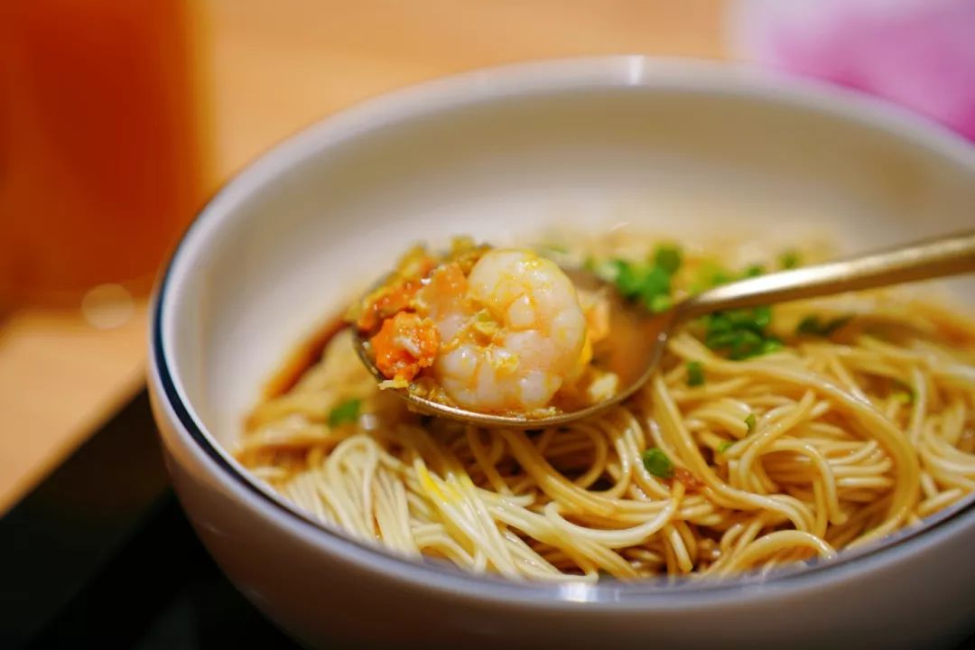 秋风起,天转凉,来碗温暖面