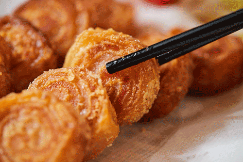 卓成曦凤城野鸡卷里可真的没有鸡