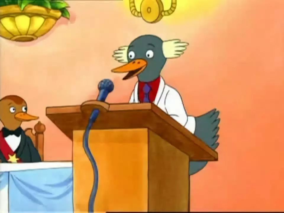 还有在第五集《无头幽灵》里,梅姑妈和维勒等人做的船漏水了,一只鸭和